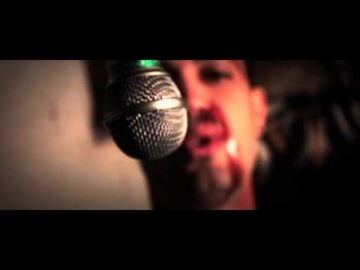 Pugni chiusi - Smaesh